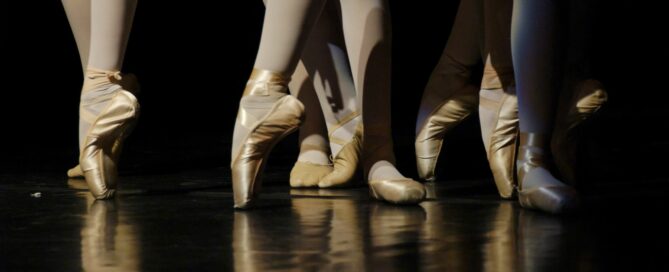 Cosa mettere nella borsa di danza classica